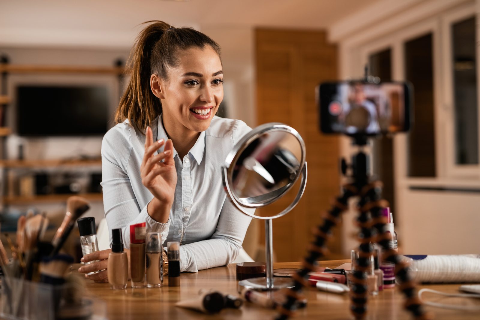 beauty-vlogger-compressed